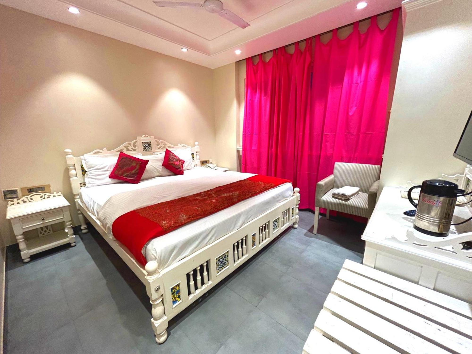 The Pinky Villa - Heritage Boutique Suites Nowe Delhi Zewnętrze zdjęcie
