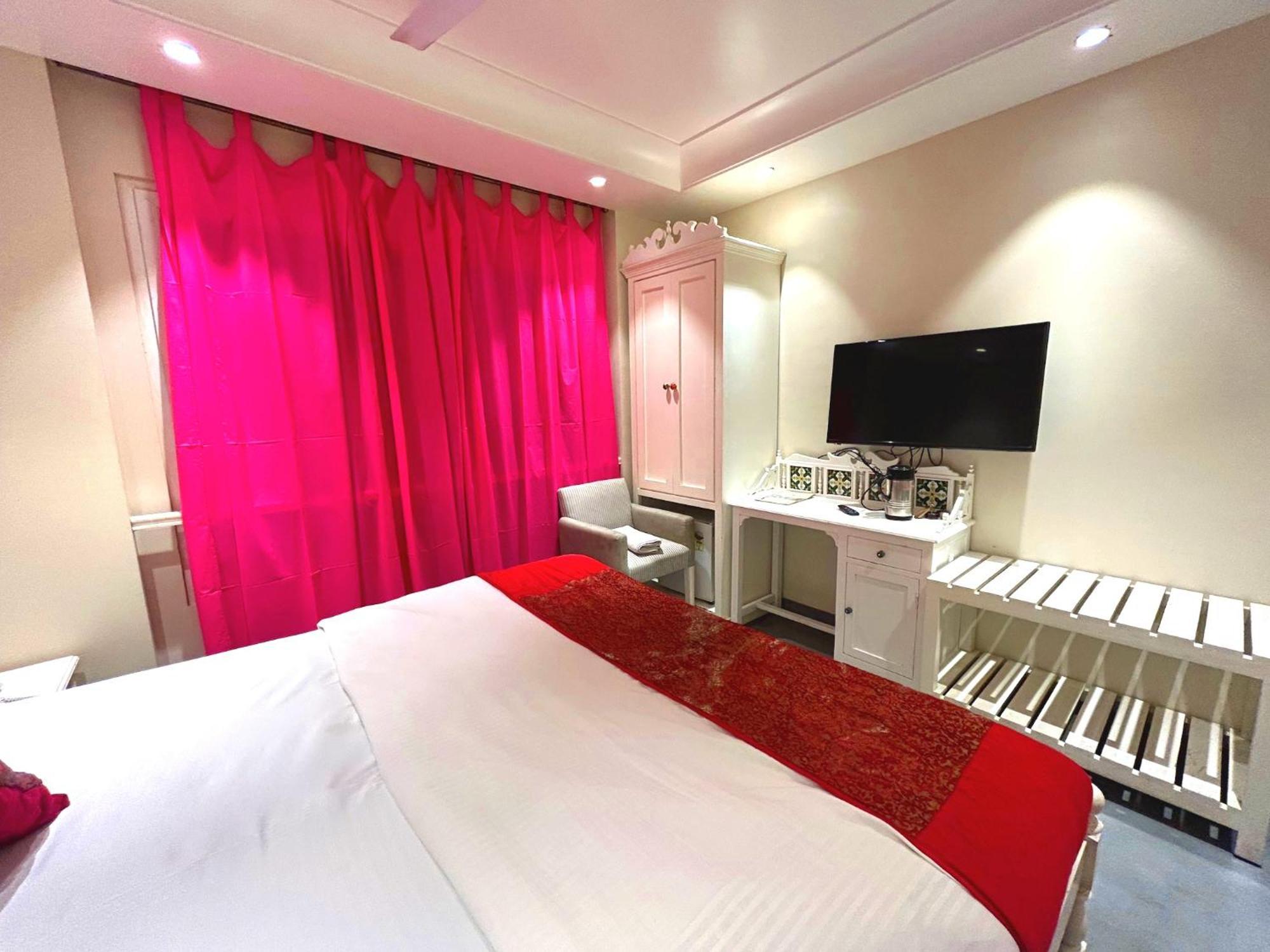 The Pinky Villa - Heritage Boutique Suites Nowe Delhi Zewnętrze zdjęcie