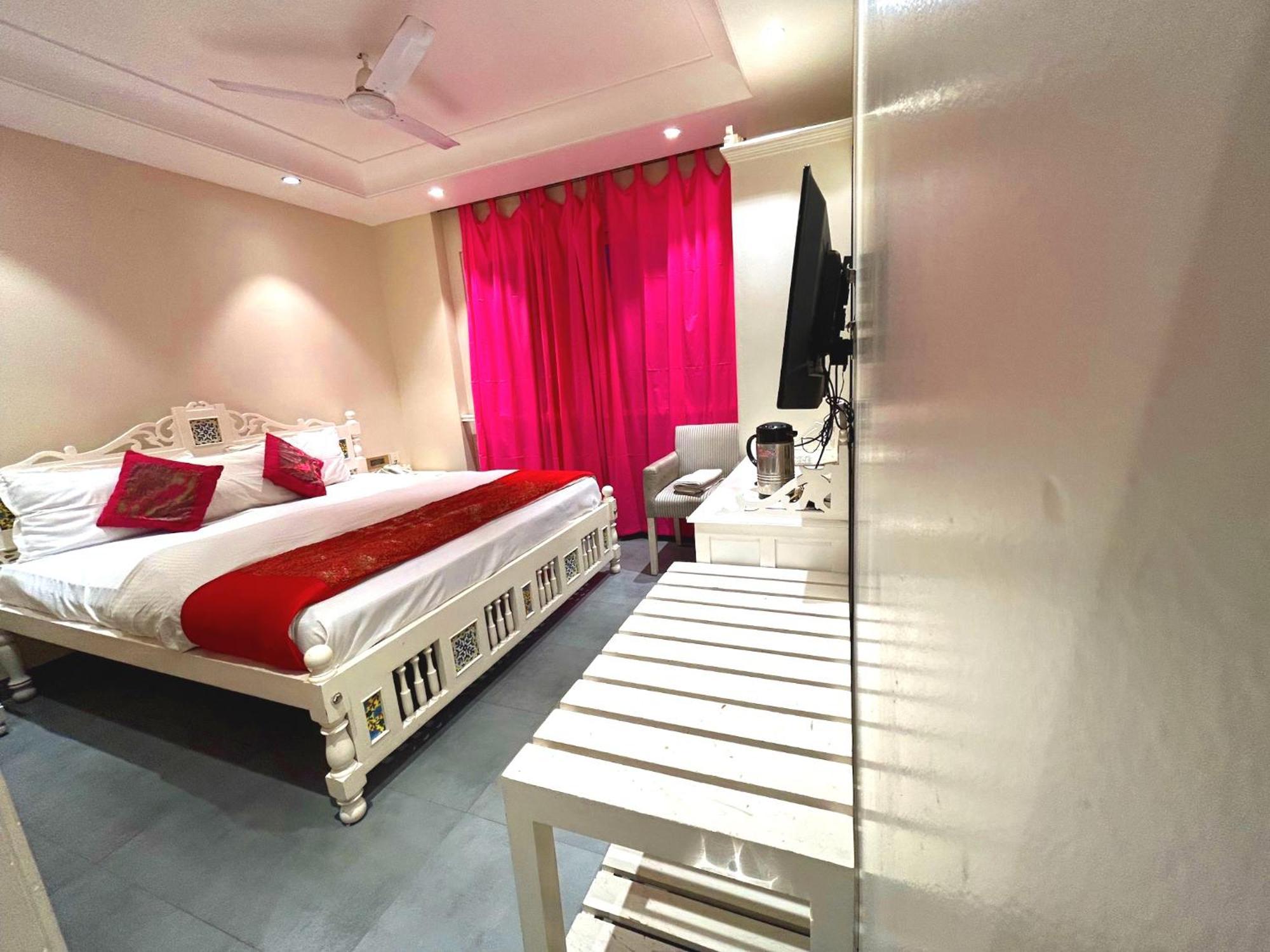 The Pinky Villa - Heritage Boutique Suites Nowe Delhi Zewnętrze zdjęcie