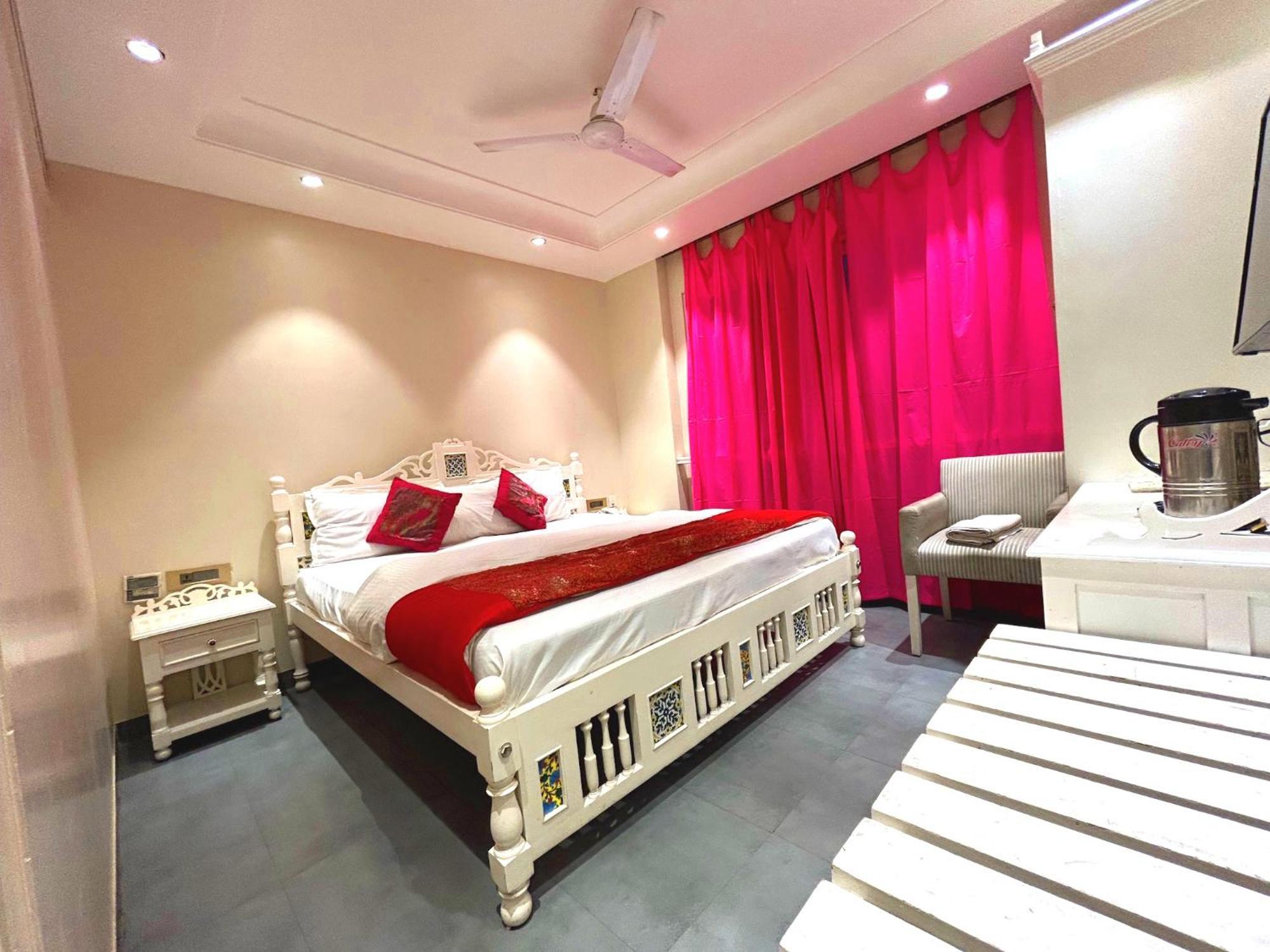 The Pinky Villa - Heritage Boutique Suites Nowe Delhi Zewnętrze zdjęcie